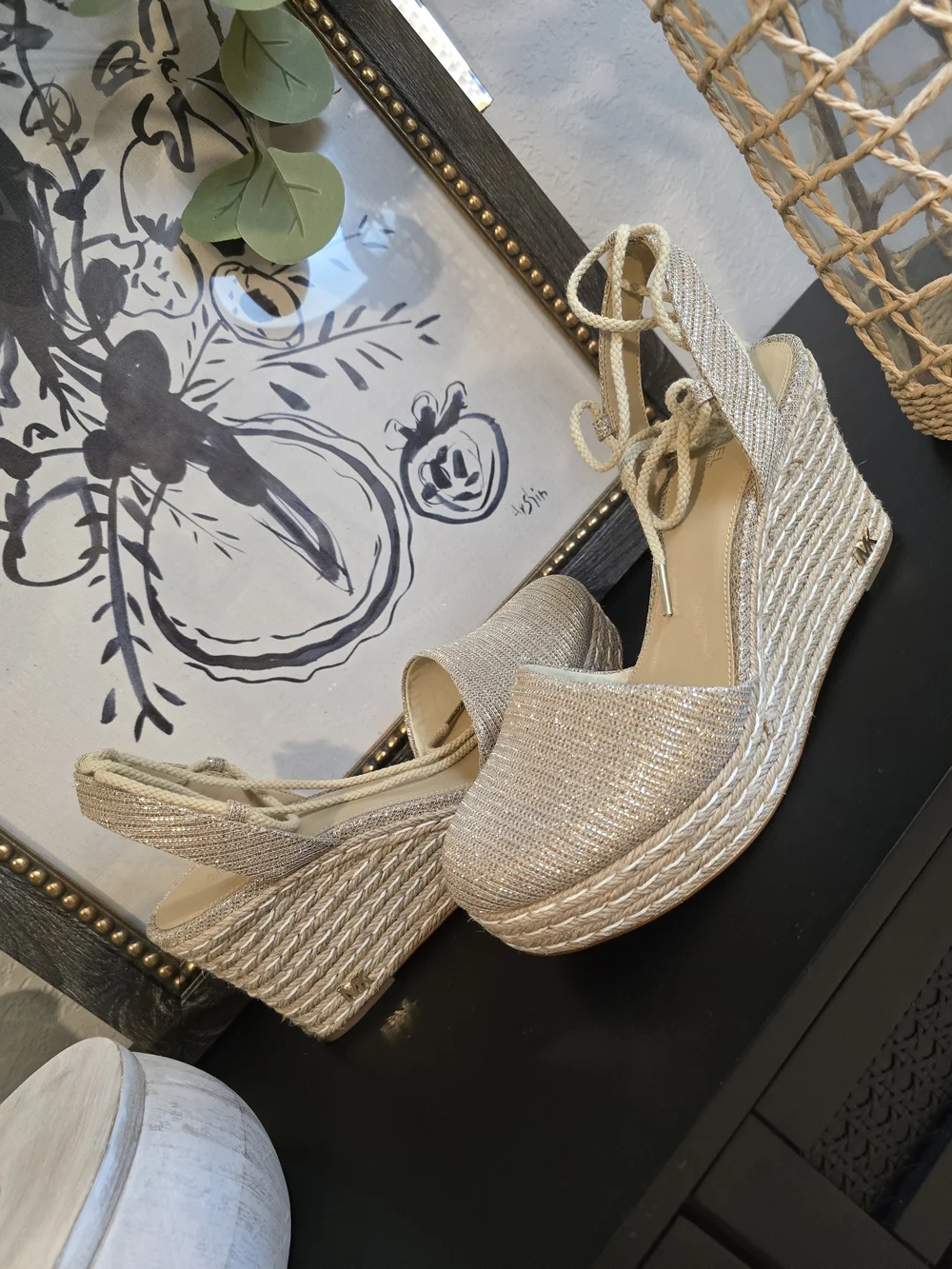 Michael Kors Metallic Gold Lace Up Ankle Ties Wedges Espadrilles Sandals 9 - Picture 3 of 9